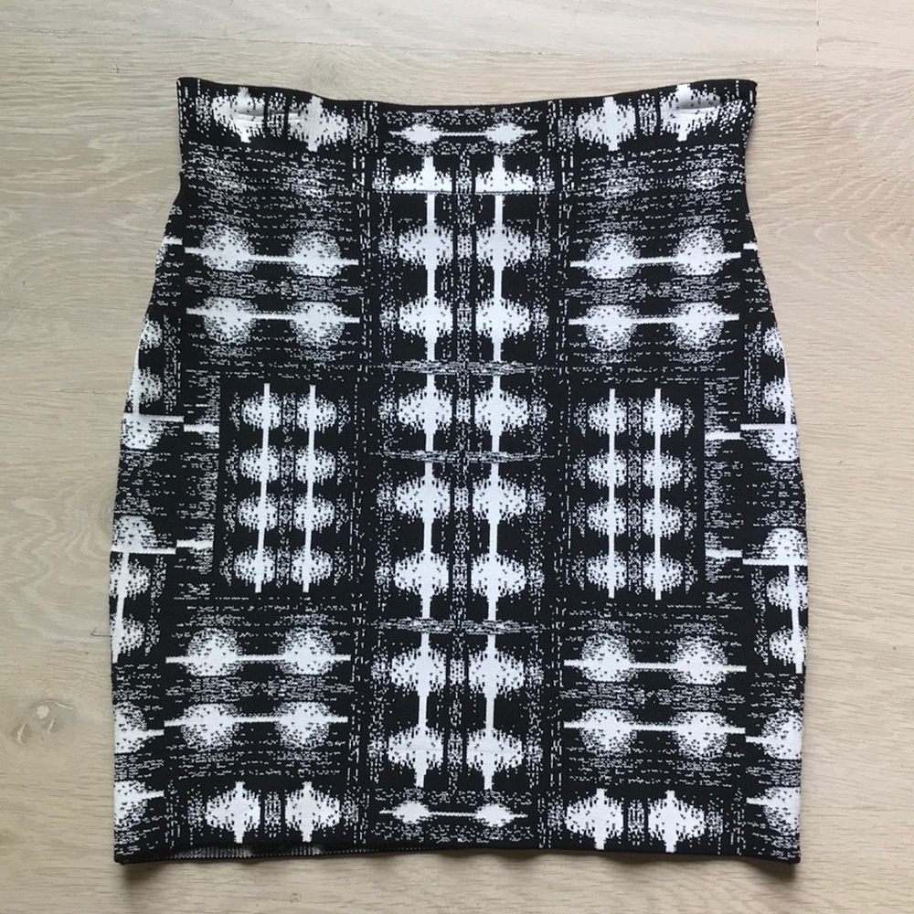BCBG Skirt